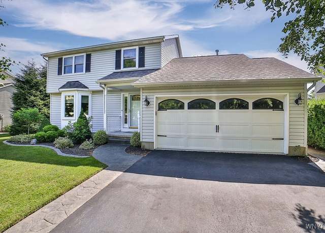 Property at 58 Williamsburg Ln, Lancaster, NY 14086, 3 beds, 1.5 baths