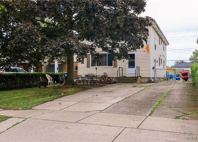 Property at 69 Newell Ave, Tonawanda, NY 14150, 6 beds, 2 baths