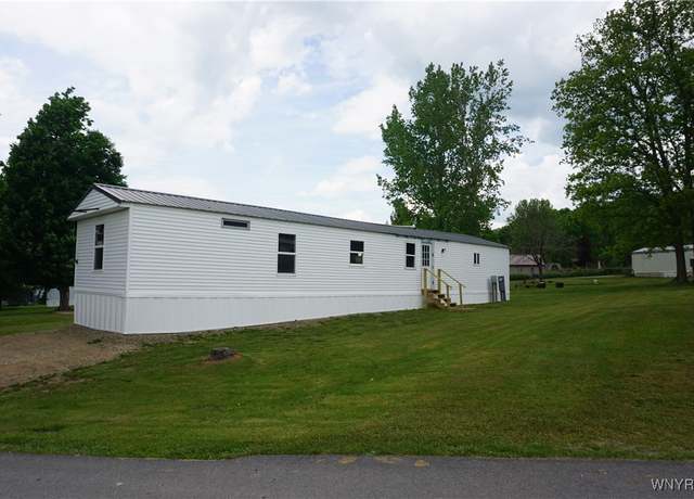 Property at 11796 Sparks Rd, Freedom, NY 14065, 3 beds, 2 baths