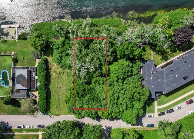Property at 8301 Valle Dr, Niagara Falls, NY 14304