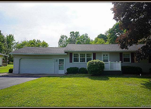 Property at 3840 Coomer Rd, Newfane, NY 14108, 4 beds, 1.5 baths