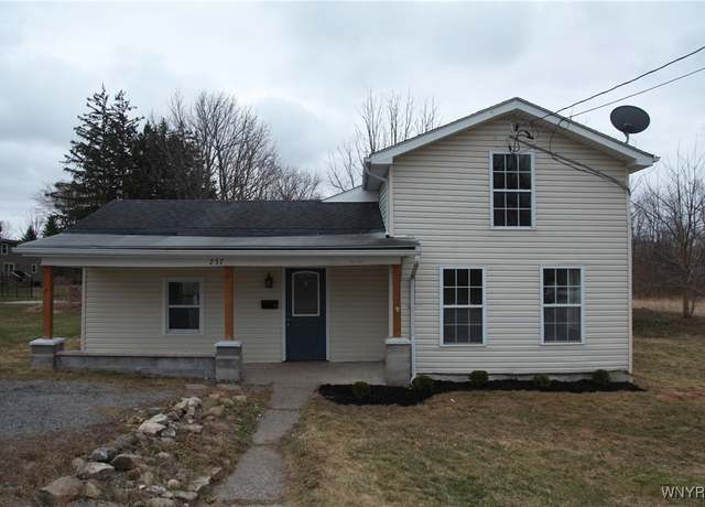 Property at 237 East Ave, Newstead, NY 14001, 3 beds, 2 baths
