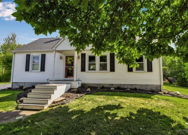 Property at 8702 Coleman Rd, Somerset, NY 14012, 4 beds, 1 bath