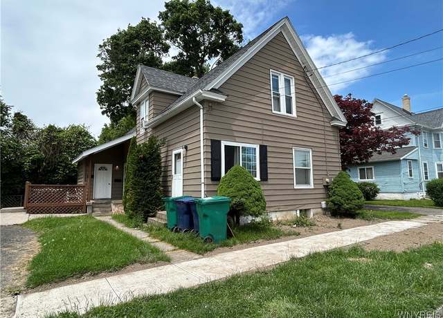 Property at 514 88th St, Niagara Falls, NY 14304, 5 beds, 2 baths