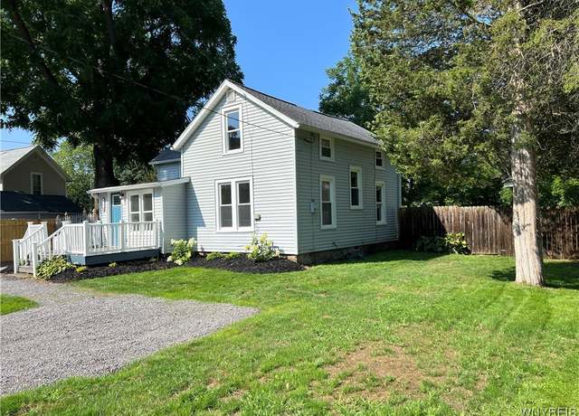 Property at 121 Lake St, Porter, NY 14174, 4 beds, 1 bath