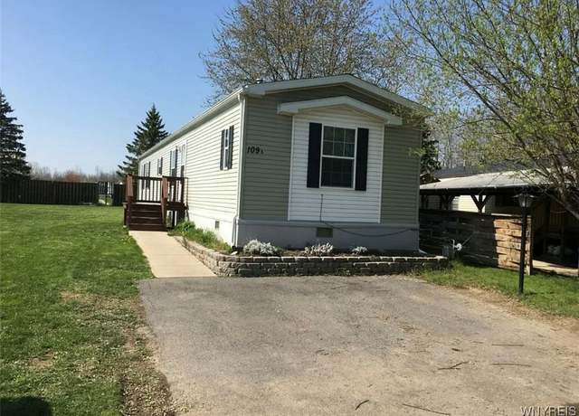 Property at 109B Elmhurst, Lockport City, NY 14094, 3 beds, 2 baths