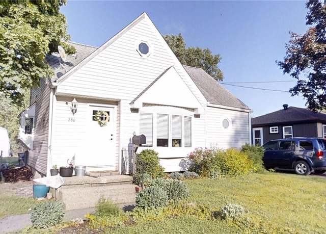 Property at 280 Lake Ave, Lancaster, NY 14086, 2 beds, 1.5 baths