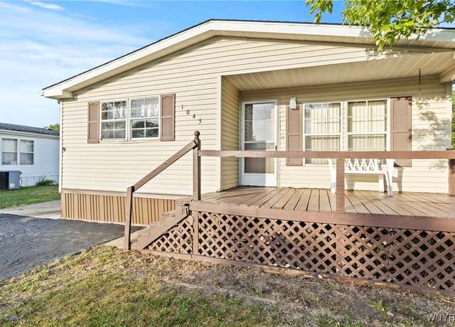 Property at 1045 Fernwood Ave, Lockport Town, NY 14094, 2 beds, 2 baths