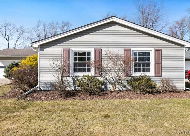 Property at 260 French Rd, Cheektowaga, NY 14043, 3 beds, 1.5 baths