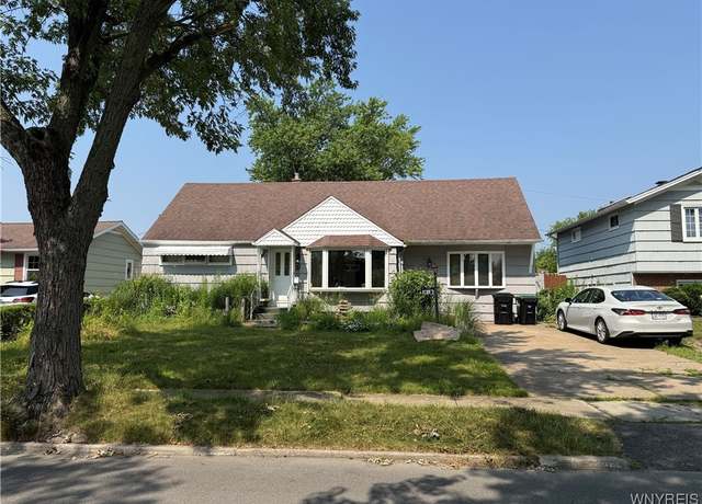 Property at 14 Dolphann Dr, Tonawanda, NY 14150, 4 beds, 4 baths