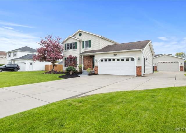 Property at 2630 Ferchen St, Wheatfield, NY 14304, 3 beds, 1.5 baths