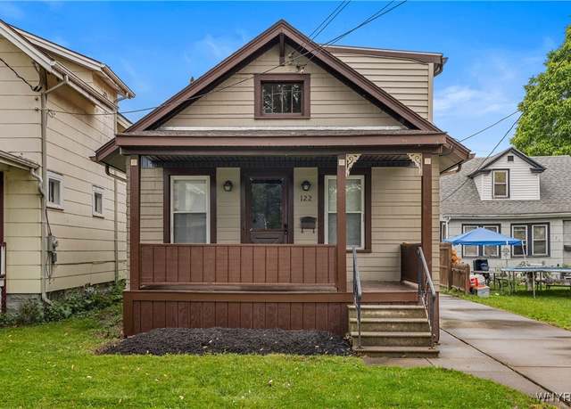 Property at 122 69th St, Niagara Falls, NY 14304, 2 beds, 1 bath
