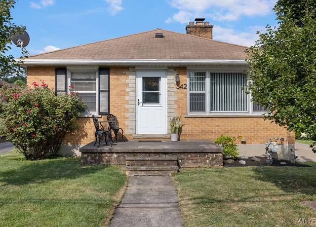 Property at 342 74th St, Niagara Falls, NY 14304, 2 beds, 1.5 baths