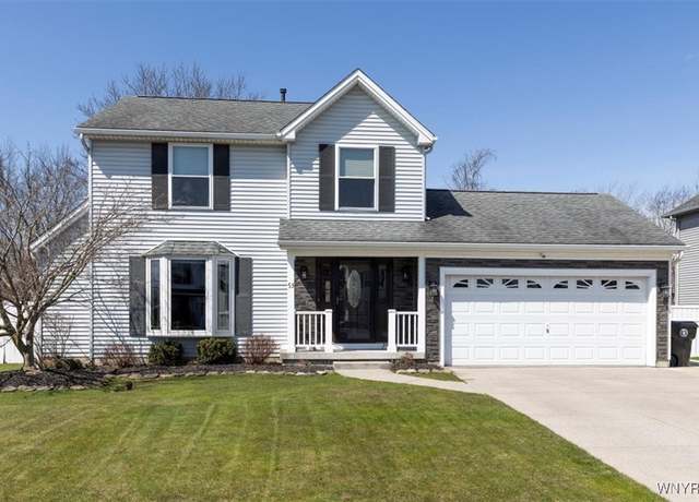 Property at 53 Trentwood, Lancaster, NY 14086, 3 beds, 1.5 baths