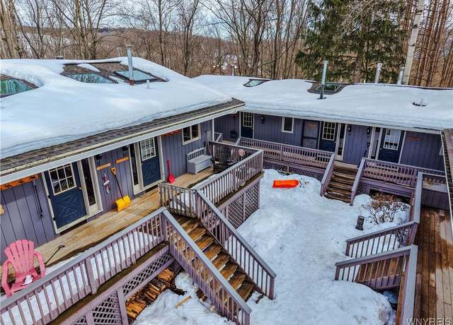 Property at 13 Holiville, Ellicottville, NY 14731, 3 beds, 2.5 baths