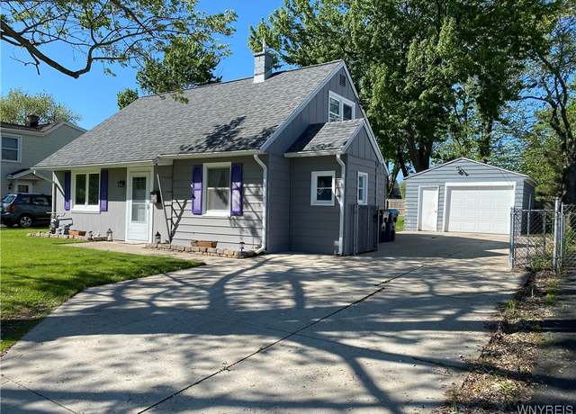 Property at 49 Elsie Ln, Grand Island, NY 14072, 3 beds, 1.5 baths