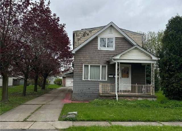 Property at 40 Garland Ave, Cheektowaga, NY 14206, 5 beds, 2 baths