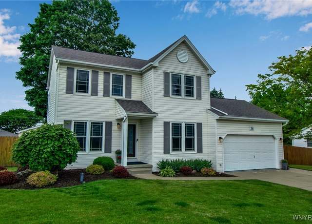 Property at 36 Wedgewood Dr, Cheektowaga, NY 14227, 3 beds, 2.5 baths