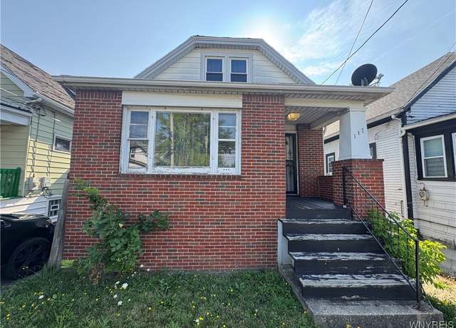 Property at 117 Newburgh Ave, Buffalo, NY 14211, 4 beds, 1 bath