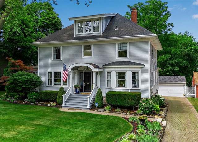 Property at 40 Westfield Rd, Amherst, NY 14226, 5 beds, 3.5 baths