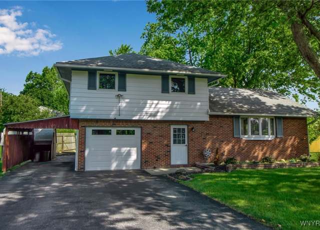 Property at 22 Eaglebrook Dr, Orchard Park, NY 14224, 3 beds, 2 baths