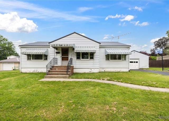 Property at 239 Delaware Ave, Jamestown, NY 14701, 3 beds, 1 bath