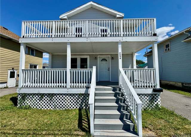 Property at 2694 Hamburg Tpke, Lackawanna, NY 14218, 3 beds, 1.5 baths