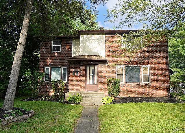 Property at 917 Nash Rd, North Tonawanda, NY 14120, 4 beds, 2 baths