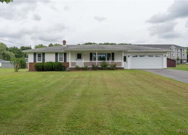 Property at 262 Linwood Ave, Warsaw, NY 14569, 3 beds, 1 bath