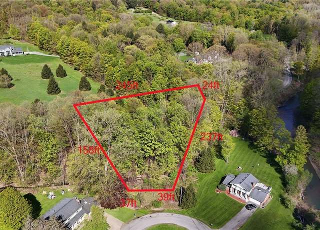 Property at 6562 Colonial Dr, Boston, NY 14025