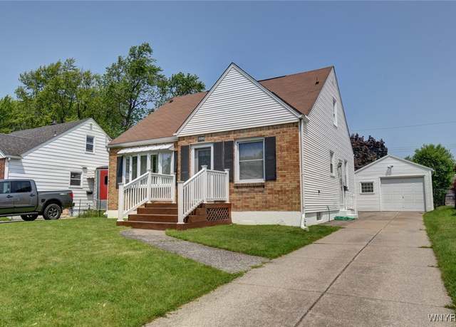 Property at 108 Moore Ave, Tonawanda-town, NY 14223, 3 beds, 1 bath