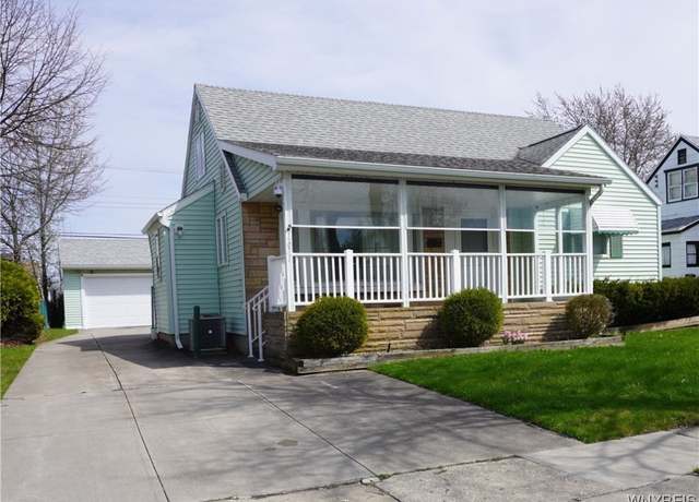 Property at 1671 Parker Blvd, Tonawanda, NY 14150, 3 beds, 1.5 baths