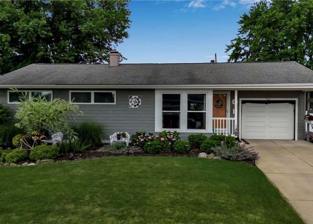 Property at 405 Woodgate Rd, Tonawanda, NY 14150, 3 beds, 2 baths