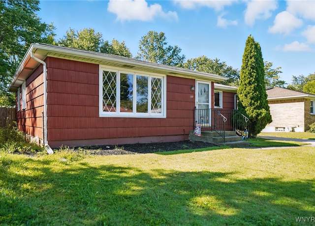 Property at 129 Willowcrest Dr, West Seneca, NY 14224, 3 beds, 1 bath