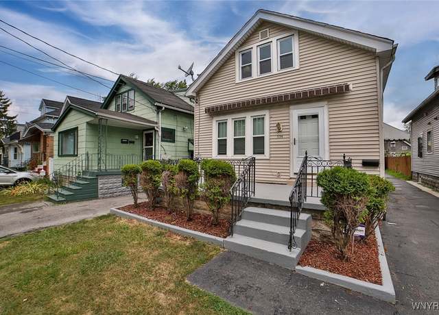 Property at 554 Lasalle Ave, Buffalo, NY 14215, 4 beds, 1.5 baths
