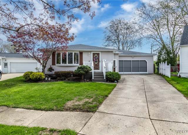 Property at 4 Rondelay Ct, Cheektowaga, NY 14227, 3 beds, 2 baths
