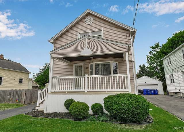 Property at 38 Dirkson Ave, West Seneca, NY 14224, 2 beds, 1 bath