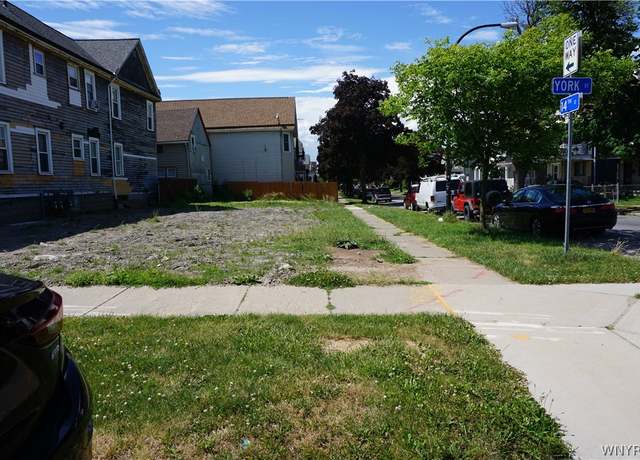 Property at 108 York St, Buffalo, NY 14213