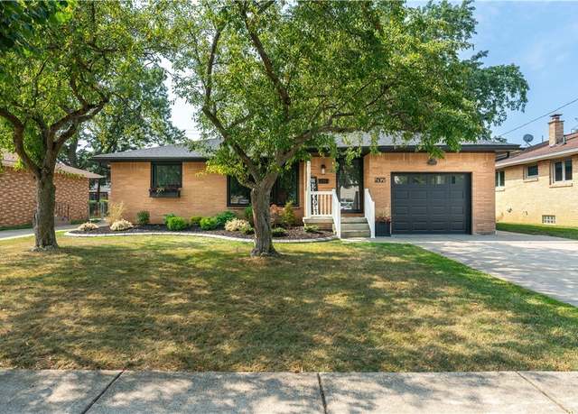 Property at 187 Elmsford Dr, West Seneca, NY 14224, 3 beds, 1 bath