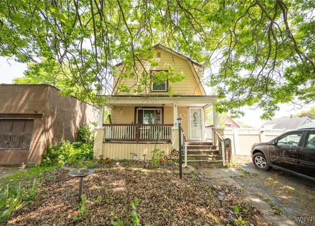 Property at 639 36th St, Niagara Falls, NY 14301, 3 beds, 2.5 baths