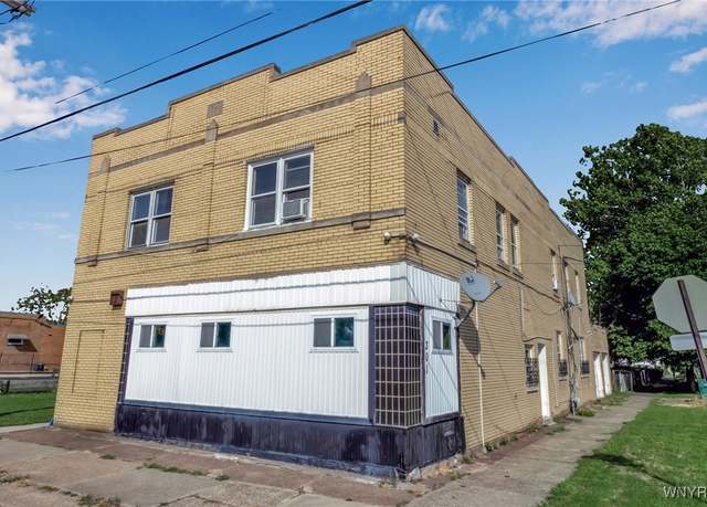 Property at 301 24th St, Niagara Falls, NY 14303, 8 beds, 4 baths