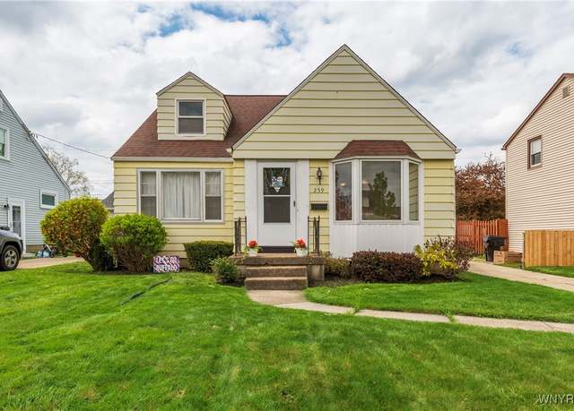 Property at 259 Dexter Ter, Tonawanda, NY 14150, 4 beds, 1.5 baths