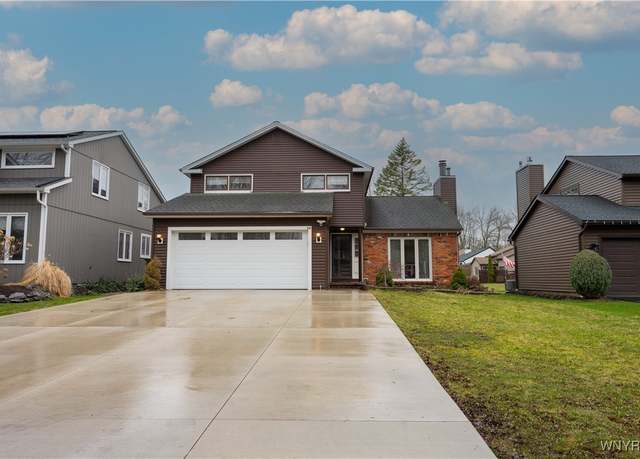 Property at 54 Brockmoore Dr, Amherst, NY 14051, 3 beds, 2.5 baths