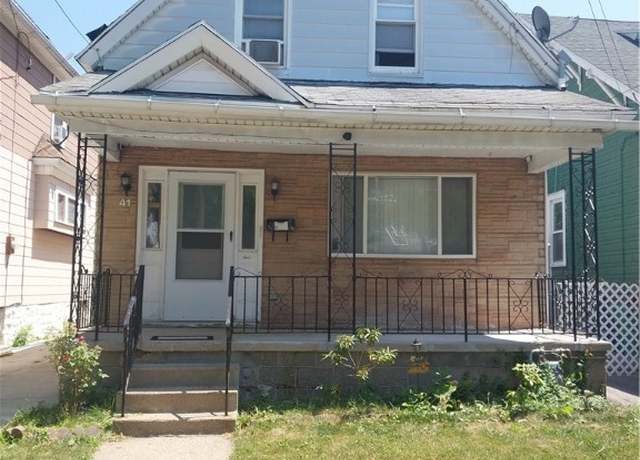 Property at 41 Peoria St, Buffalo, NY 14207, 3 beds, 1.5 baths