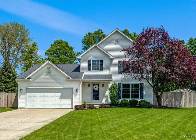 Property at 7307 Erica Ln, Wheatfield, NY 14120, 3 beds, 2.5 baths