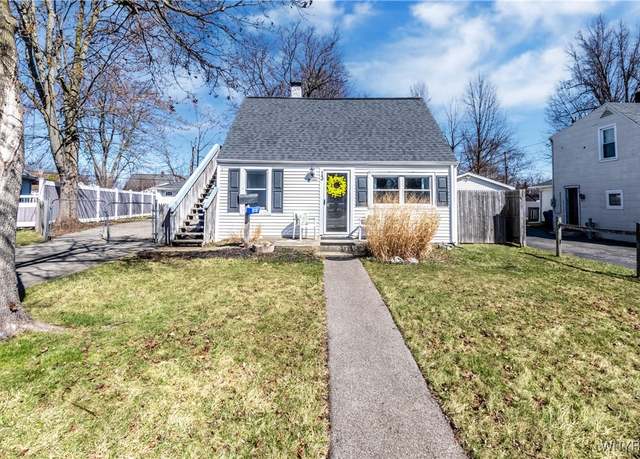 Property at 13 Hemlock Ln, Amherst, NY 14226, 3 beds, 1 bath