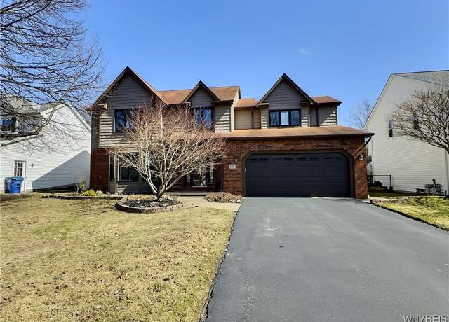 Property at 115 Lillyridge Dr, Amherst, NY 14051, 4 beds, 2.5 baths