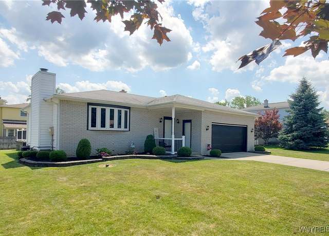 Property at 11 Harvest Ln, Cheektowaga, NY 14043, 3 beds, 1 bath