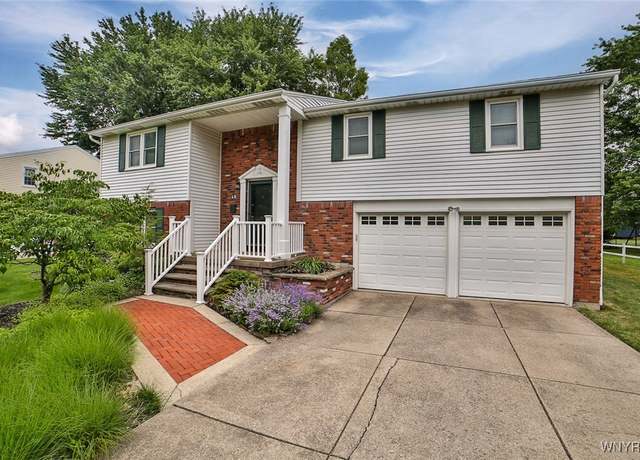 Property at 46 Macarthur Dr, Amherst, NY 14221, 3 beds, 2 baths