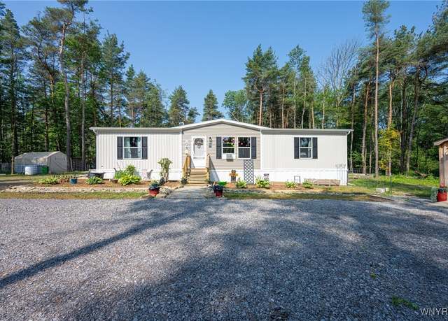 Property at 1926 Nesbitt Rd, Attica, NY 14011, 3 beds, 2 baths